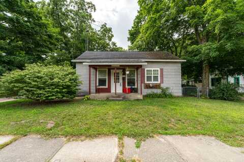 305 W Saint Marys Street, Decatur, MI 49045