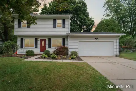 1325 S Montgomery Street, Hastings, MI 49058