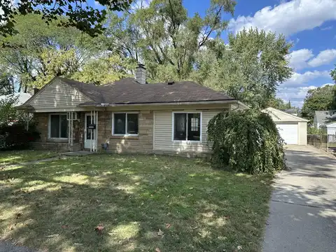 24448 Carlysle, Dearborn, MI 48124