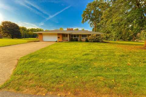 607 Flower Street, Three Rivers, MI 49093