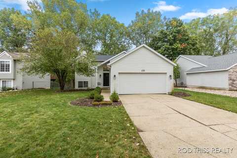 658 Clover Ridge Avenue NW, Grand Rapids, MI 49504