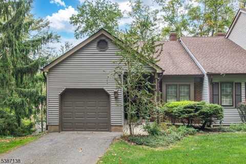 105 Goldfinch Pl, Allamuchy, NJ 07840