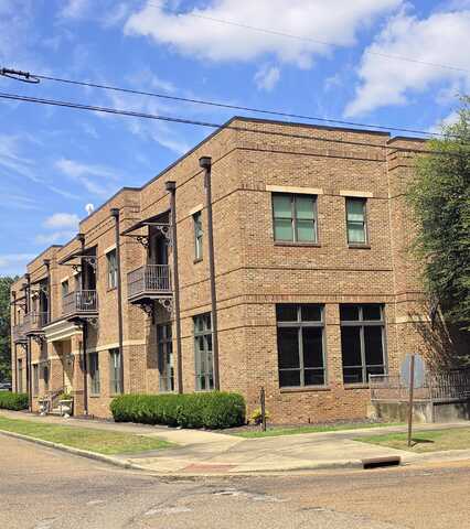 119 3rd St S Ste 2, Columbus, MS 39701