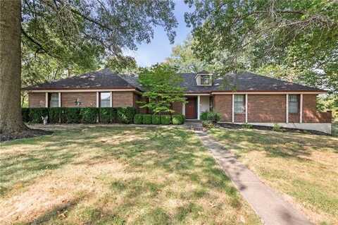 1202 Southwind Drive, Raymore, MO 64083