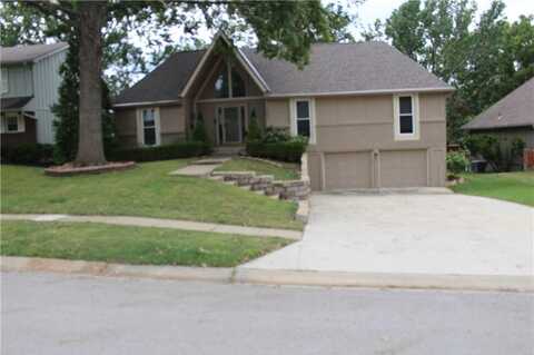 11807 W 99th Place, Overland Park, KS 66214