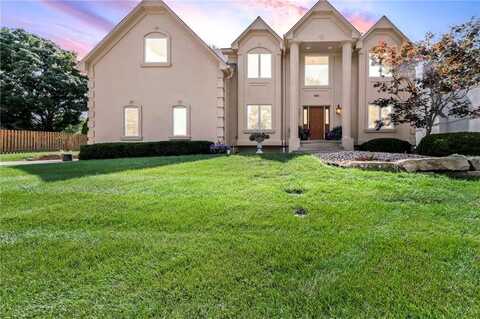 2031 NE Waterfield Place, Blue Springs, MO 64014