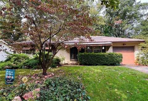 9744 Wallace Avenue, Kansas City, MO 64134