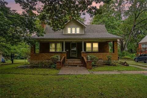 4950 E Blue Ridge Boulevard, Kansas City, MO 64133
