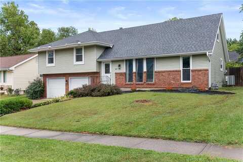 3723 NE Chapel Drive, Lees Summit, MO 64064
