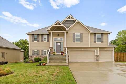 8204 NW 74th Street, Kansas City, MO 64152
