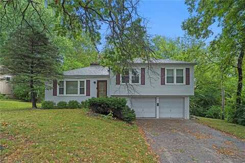 10907 Grandview Road, Kansas City, MO 64137