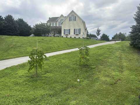 2605 RISING ROCK CT, ROCKINGHAM, VA 22802
