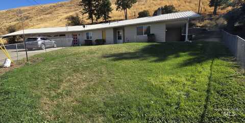 1902 Arlington Street, Pomeroy, WA 99347