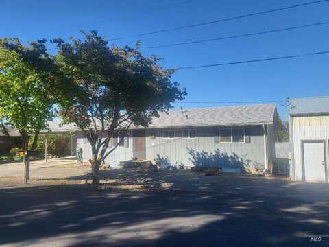 337 Stewart Dr, Lewiston, ID 83501