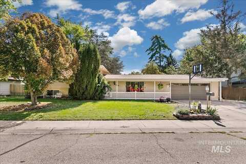 8425 W Wyndham Ln, Boise, ID 83704