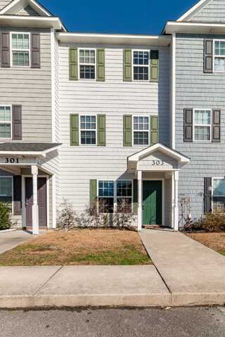 303 Caldwell Loop, Jacksonville, NC 28546