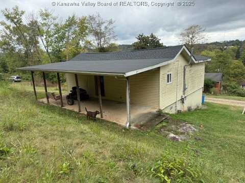 418 Kanawha Street, Saint Albans, WV 25177