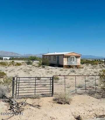 66362 65th St, Salome, AZ 85348