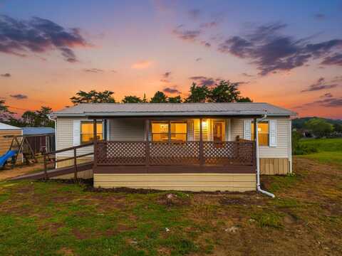 849 Harvest Meadows Drive, Kodak, TN 37764