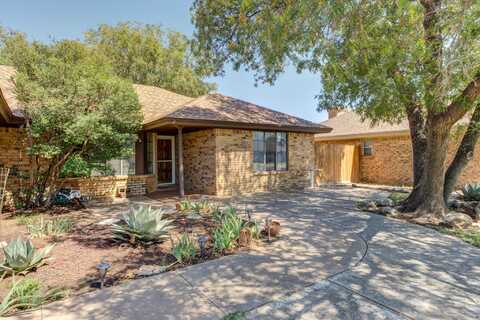 5226 93rd Street, Lubbock, TX 79424