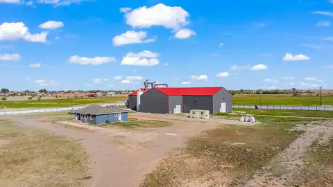 1809 W State Road 114, Levelland, TX 79336