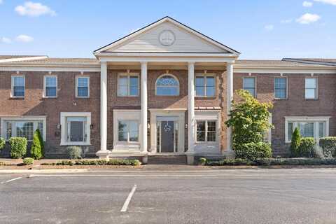 525 Darby Creek Road unit: 27, Lexington, KY 40509