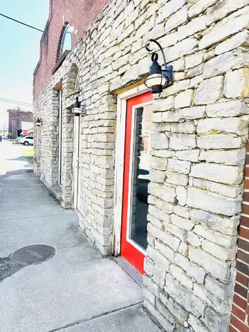 198 East Court Street, Lawrenceburg, KY 40342