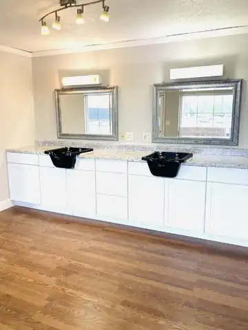 119 Hilltop Drive unit: Suite #5, Lawrenceburg, KY 40342