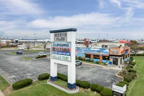 127 W Tiverton Way, Lexington, KY 40503