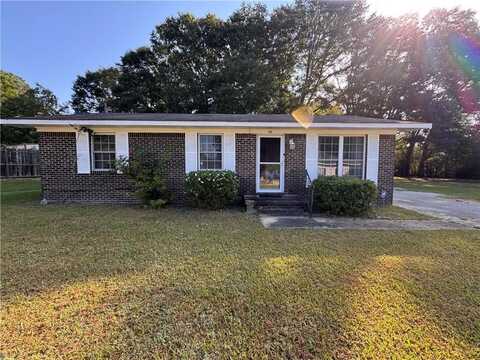 44 W COLLEGE STREET N, NOTASULGA, AL 36866