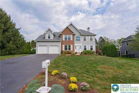 319 Hopewell Drive, Macungie, PA 18104
