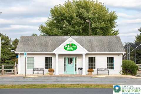 4565 Spring Hill Drive, White Hall, PA 18078