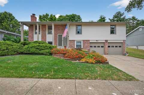 911 Queensbridge Road, Manchester, MO 63021