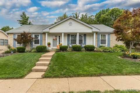5735 White Pine Drive, Oakville, MO 63129