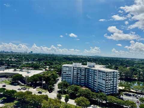 1351 NE Miami Gardens Dr, Miami, FL 33179