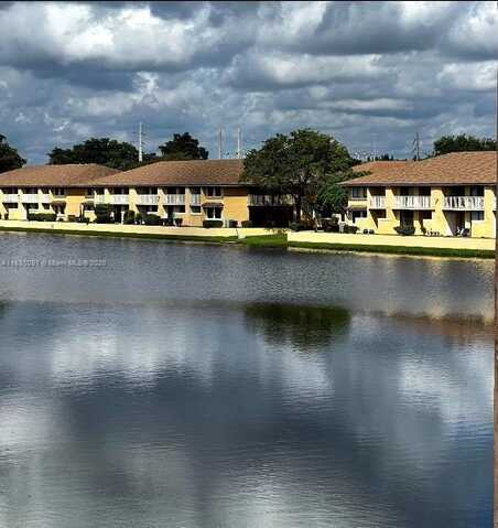 415 NW 210th St, Miami Gardens, FL 33169