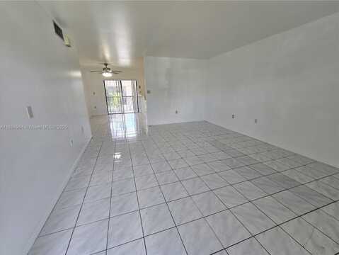 10350 SW 220th St, Cutler Bay, FL 33190
