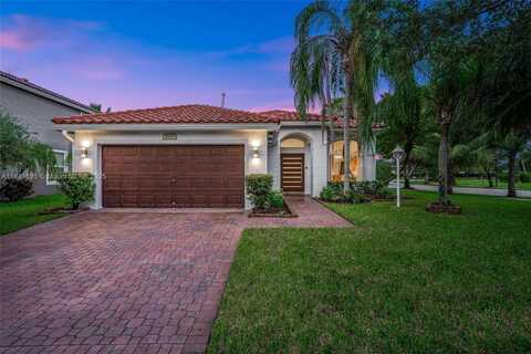 1601 NW 143rd Ter, Pembroke Pines, FL 33028