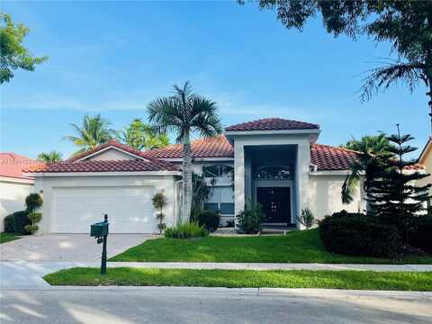 1952 Water Ridge Dr, Weston, FL 33326