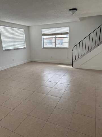 1255 W 53rd St, Hialeah, FL 33012