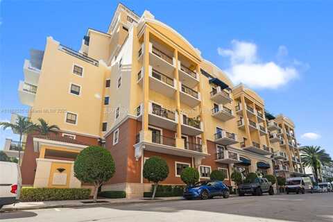 8395 SW 73rd Ave, Miami, FL 33143