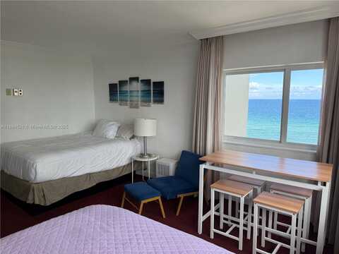 19201 Collins Ave, Sunny Isles Beach, FL 33160