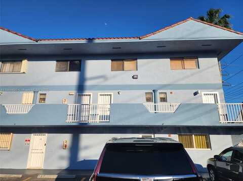 210 W 68th St, Hialeah, FL 33014