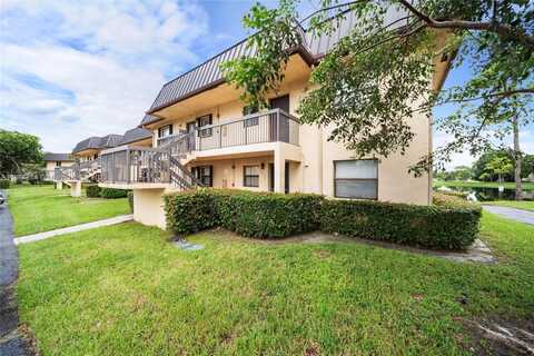 9258 NW 1st St, Pembroke Pines, FL 33024