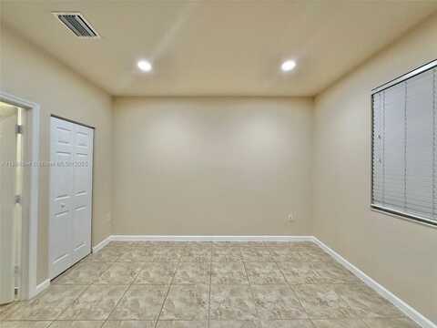 9252 SW 171st Ct, Miami, FL 33196