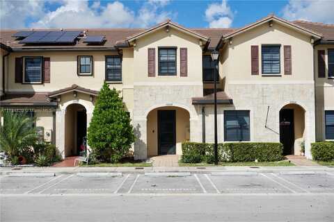 10606 W 33rd Ct, Hialeah, FL 33018