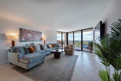 1000 NE Quayside Ter, Miami, FL 33138