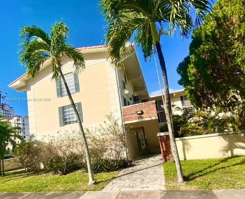 49 Navarre Ave, Coral Gables, FL 33134