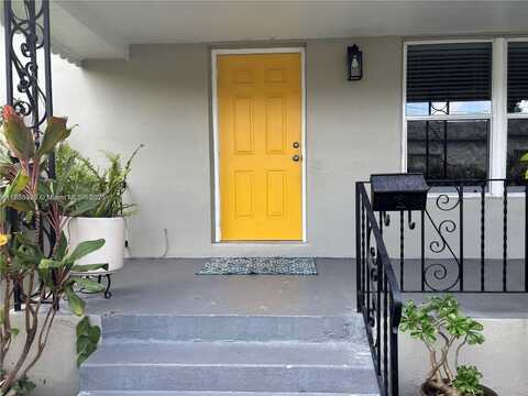 1842 Funston St, Hollywood, FL 33020