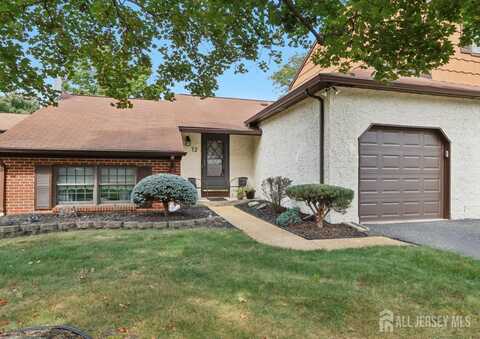 12 Piccadilly Circus, Sayreville, NJ 08872